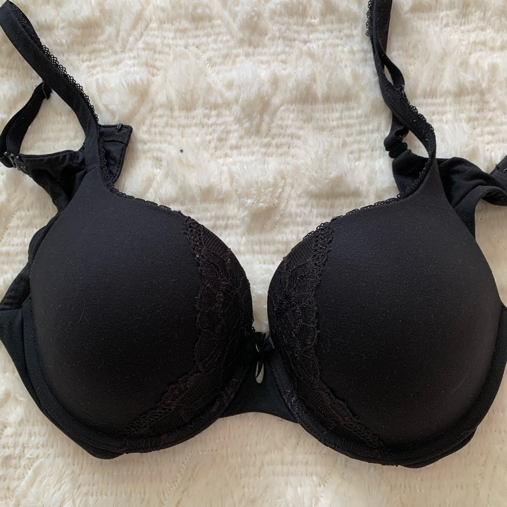 Black Body by VS sz 36c